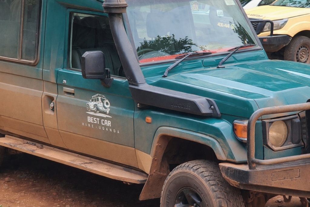 Land-cruiser-extended-for-hire-in-uganda
