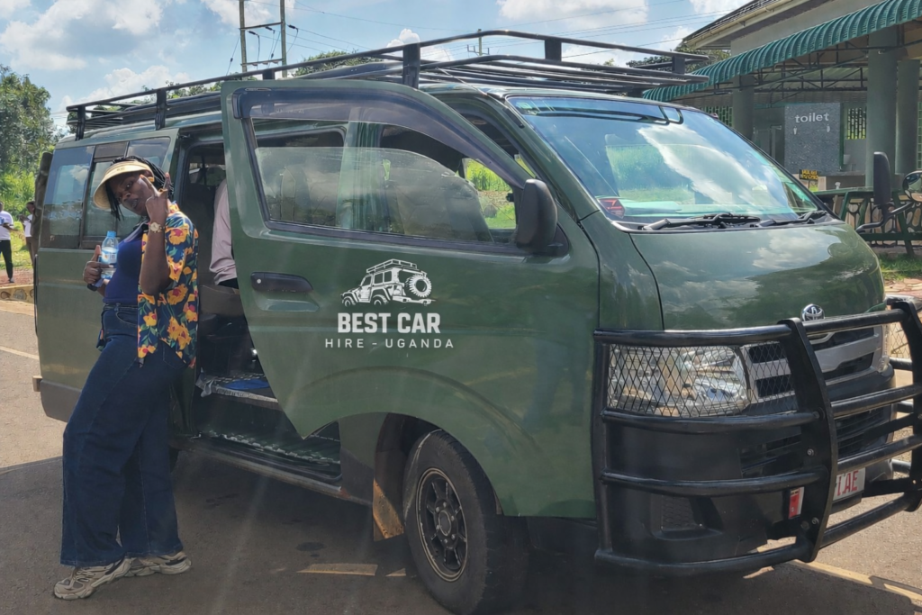 safari-van-car-rental-in-Uganda