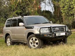 Landcruiser-GX-Hire-in-Uganda