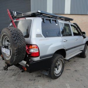 LC100-Roofrack_1800x1800_96d47c01-2f77-4e38-b744-3c87935cb8ea